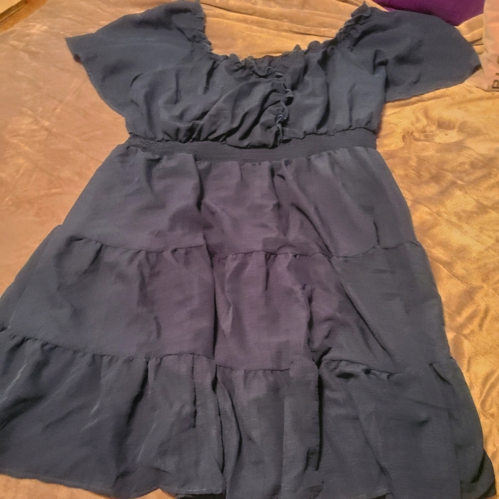 Green country dress